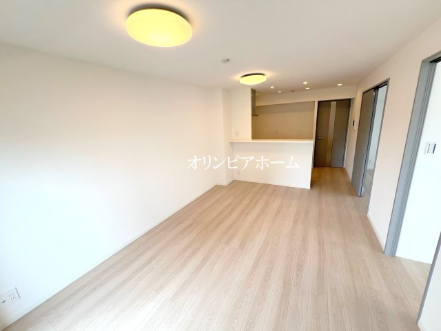 ライオンズマンション亀戸第８　6階　角部屋　リフォーム済の居間・リビング