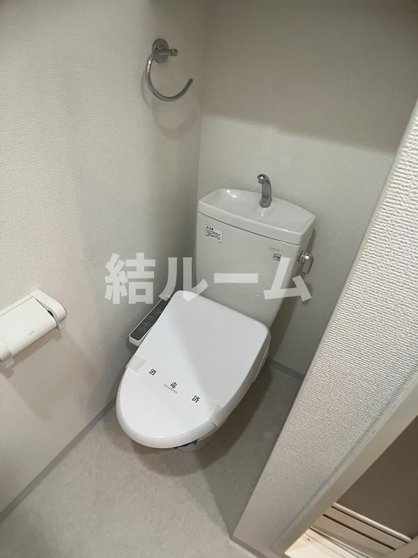 板橋区幸町の賃貸マンションのトイレ