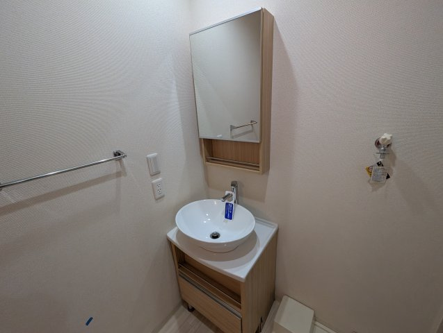 フジパレス西本町V番館の独立洗面台