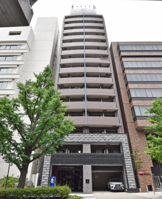 エスライズ本町東の外観