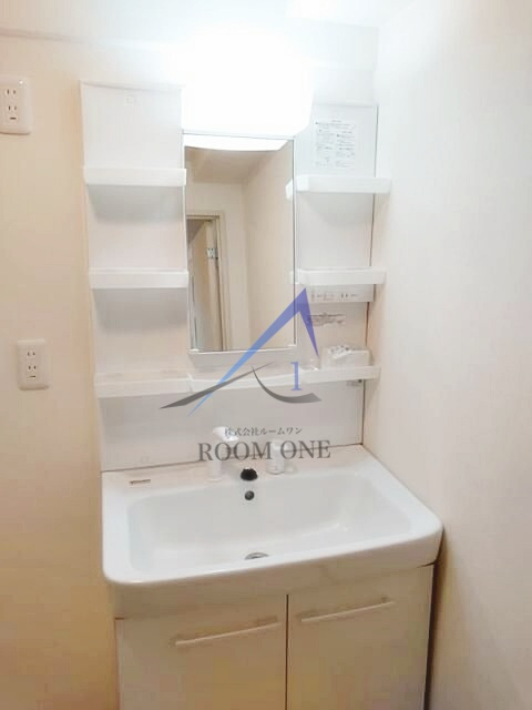 三田ナショナルコートの洗面所|洗面台です。