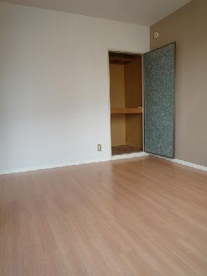 アンダンテAの収納|※掲載写真は参考写真です。入居中のため、実際のお部屋と異なる場合がございます。現況を優先いたします。