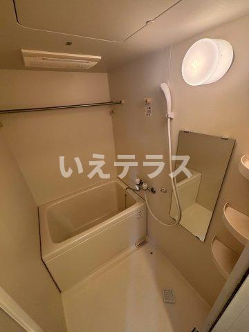 サムティ三宮レガニールの浴室