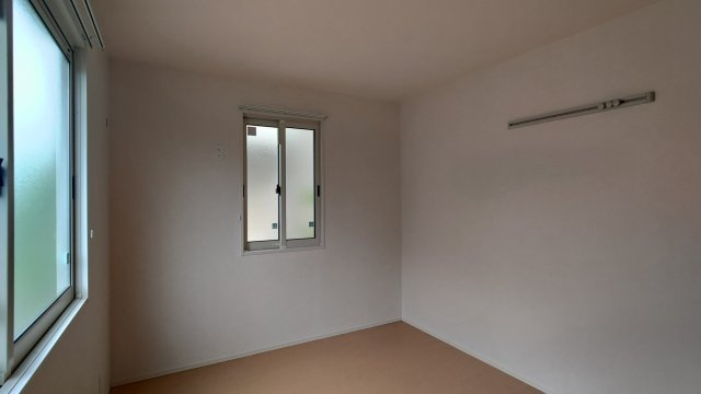 ハピネスの寝室
