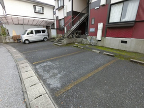 【駐車場】