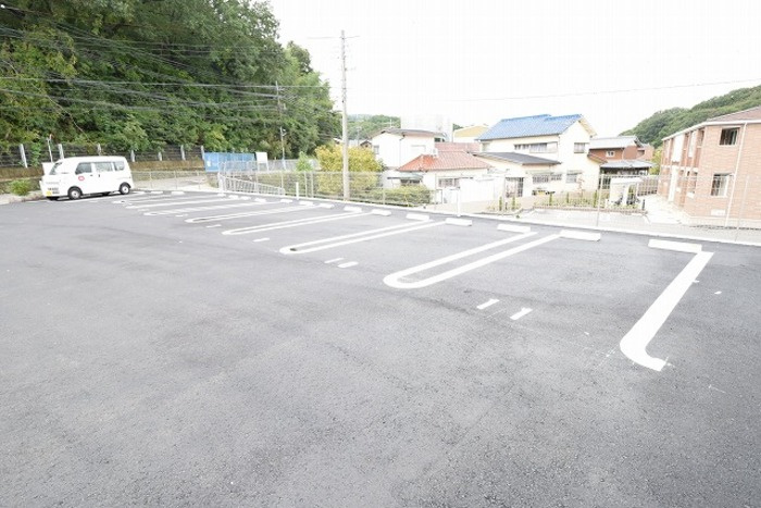 Arpegeの駐車場