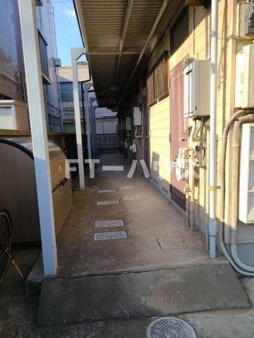 クレセント津田沼のロビー
