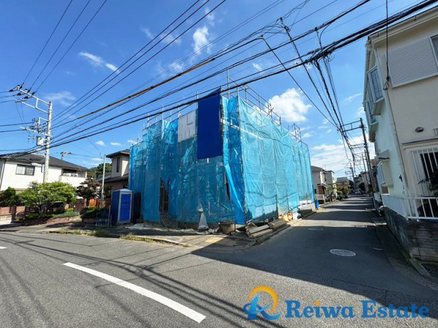 新築戸建　茅ヶ崎市松風台の前面道路含む現地写真