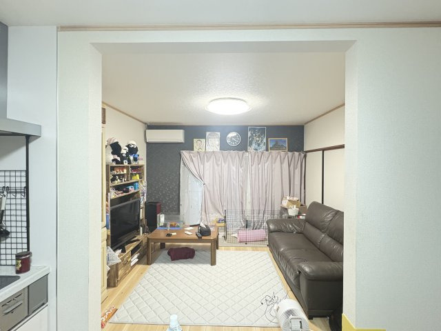 売中古戸建　沼津市小諏訪のその他|家族が集う居心地の良いリビングです。ゆったりくつろげる空間です。