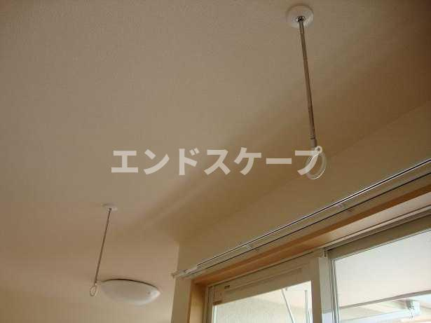 ピゴの設備|室内物干
高崎、前橋のお部屋探しはエンドスケープまで！お客様の理想お聞かせ下さい♪