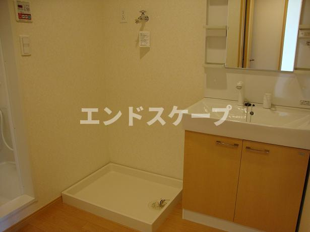 ピゴの洗面所|洗面（シャンプードレッサー付）
高崎、前橋のお部屋探しはエンドスケープまで！お客様の理想お聞かせ下さい♪