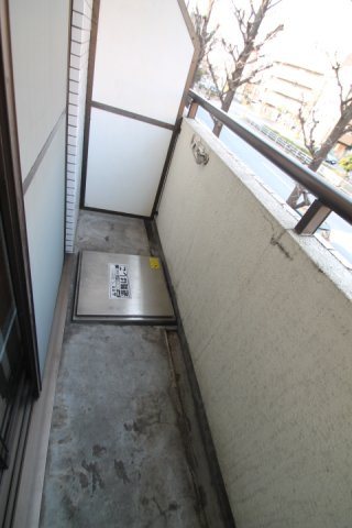 【バルコニー】