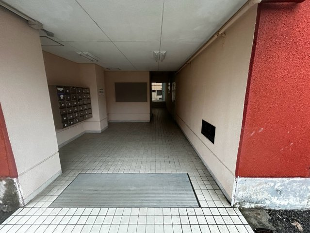 松本マンションのロビー