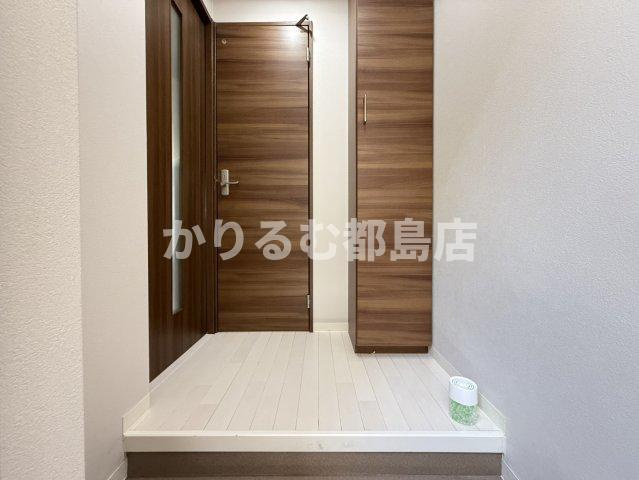 サンプロスペリティの玄関