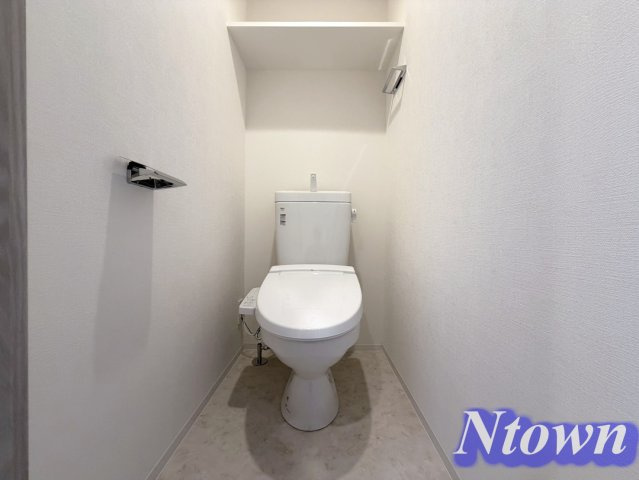 【トイレ】 | メイクスアート黒川 | 落ち着いた色調のトイレです