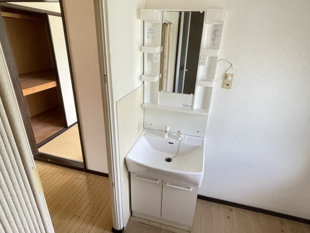 メゾンルミエール　Ｂの洗面所