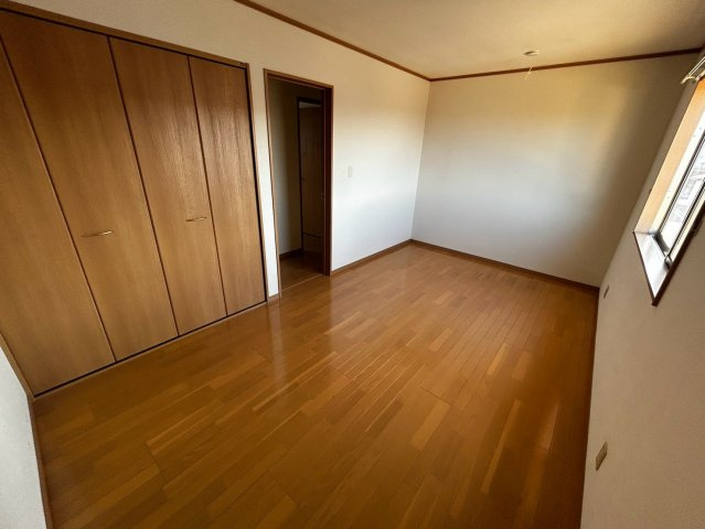 セレーノ本郷の居間・リビング