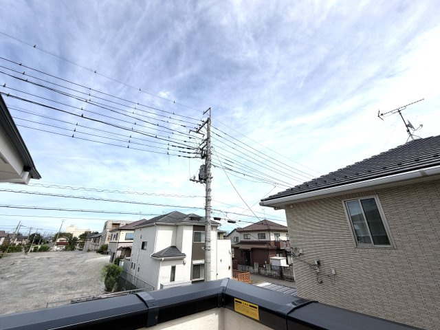 越谷市大林１３期１号棟　新築戸建の展望|季節の移ろいを感じられる見晴らしの良い眺望。朝の空気もとても爽やかです。