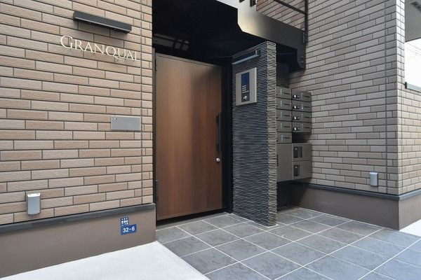 グランクオール京急蒲田のエントランス