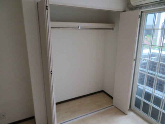 エストレヤ荒川の収納