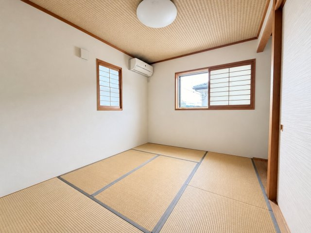 橿原市地黄町の和室|◆畳の上でゆっくりとくつろげる和室です◆　※家具・小物はAIで消しています