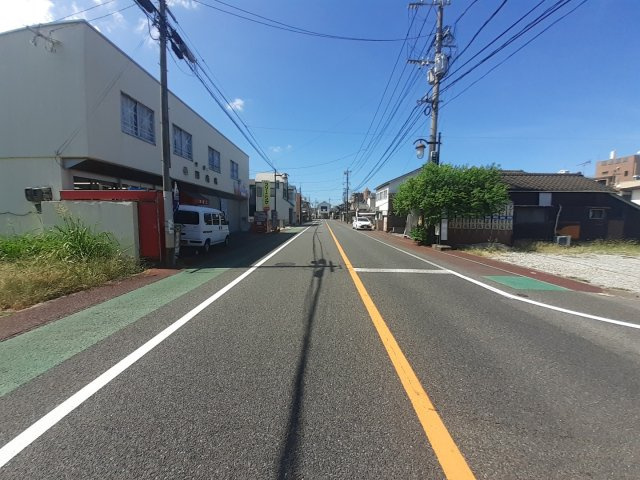 宇土市本町１丁目の売地の前面道路含む現地写真