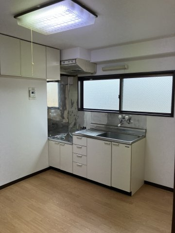 ジュネパレス足立Ⅱのキッチン