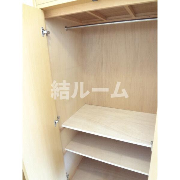 豊島区西池袋２丁目の賃貸マンションの収納