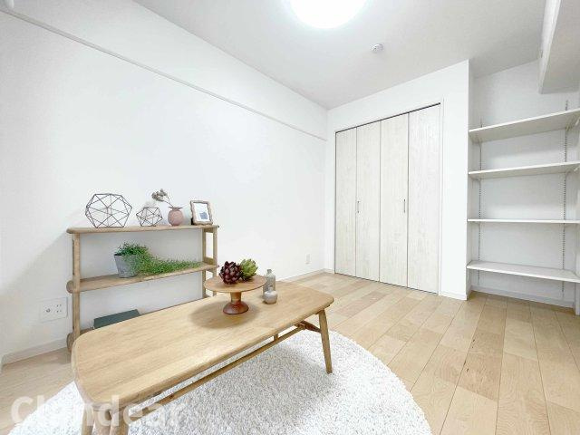 白鳥１番館ダイヤモンドマンションの洋室|ドキドキの新生活も、安心してスタート。ぴったりの住まいを見つけませんか？クランディアが一緒に住まい選びをサポートします‼　まずは、お気軽にお問合せください　＃クランディア