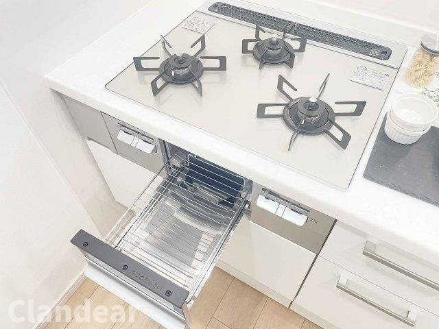 白鳥１番館ダイヤモンドマンションのキッチン|ドキドキの新生活も、安心してスタート。ぴったりの住まいを見つけませんか？クランディアが一緒に住まい選びをサポートします‼　まずは、お気軽にお問合せください　＃クランディア