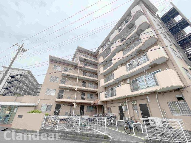 白鳥１番館ダイヤモンドマンションの外観|ドキドキの新生活も、安心してスタート。ぴったりの住まいを見つけませんか？クランディアが一緒に住まい選びをサポートします‼　まずは、お気軽にお問合せください　＃クランディア