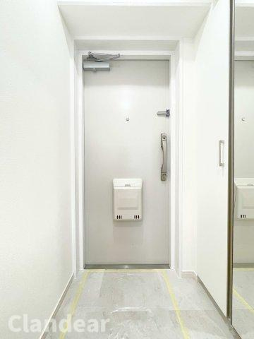 白鳥１番館ダイヤモンドマンションの玄関|ドキドキの新生活も、安心してスタート。ぴったりの住まいを見つけませんか？クランディアが一緒に住まい選びをサポートします‼　まずは、お気軽にお問合せください　＃クランディア