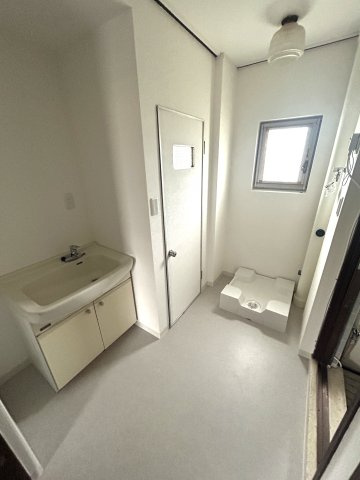 北坂戸第二住宅の洗面所