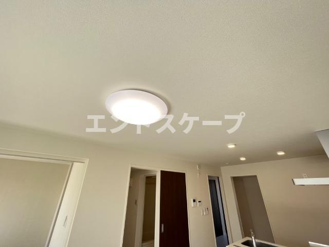 ユニヴァリィ　さくらの設備|照明器具
高崎、前橋のお部屋探しはエンドスケープまで！お客様の理想お聞かせ下さい♪