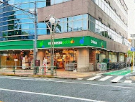 リヴ　アン　フルールの周辺