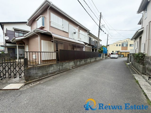 売地　茅ヶ崎市萩園の前面道路含む現地写真