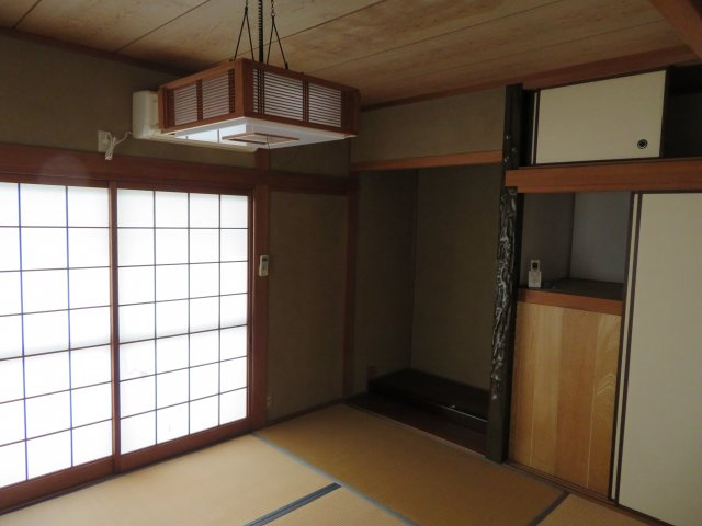 西舞子貸家の和室|フローリングだけでなく、和室もあります