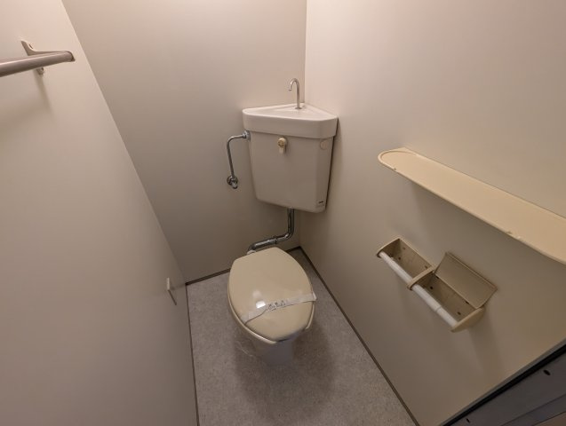 ジュネス蛍池のトイレ