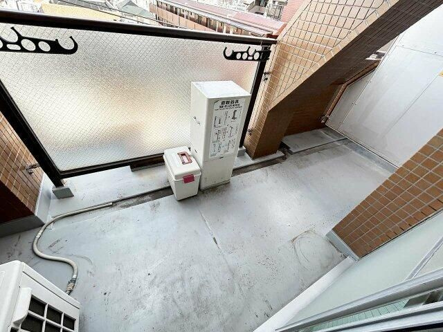 ユーコート本八幡のバルコニー