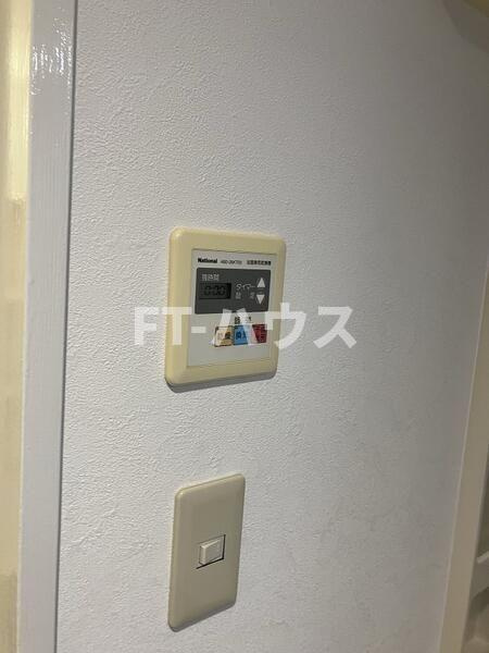 オーベルグランディオ八千代中央参番館の玄関