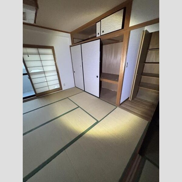 MIRUS岸和田の内装