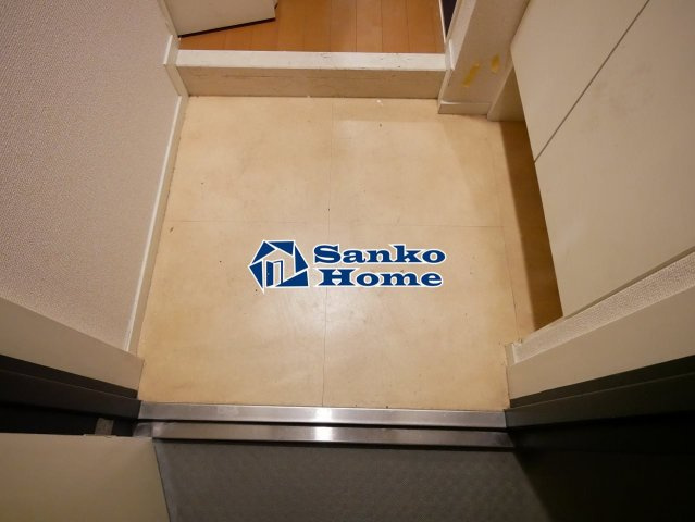 シンシア日本橋新川の玄関