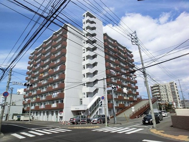 イーストセンタービル
