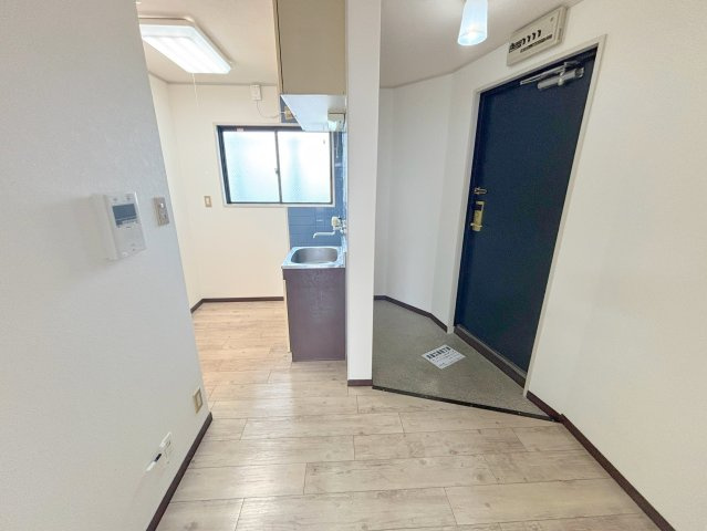 TARO淡路の居間・リビング