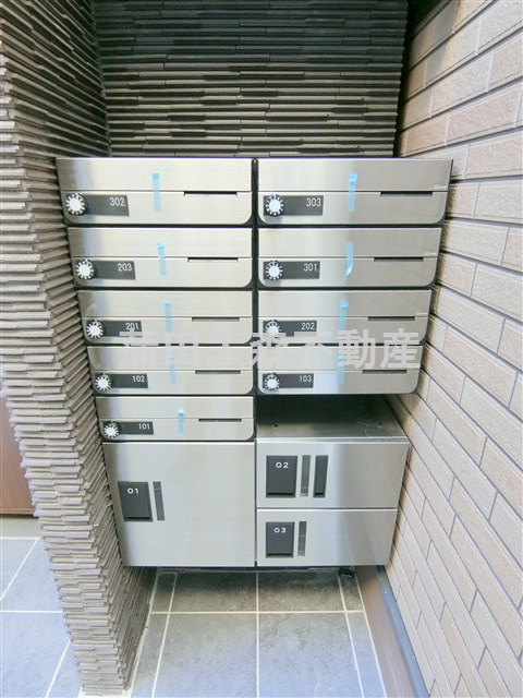 グランクオール京急蒲田のその他共用部分|メールBOX　宅配BOX