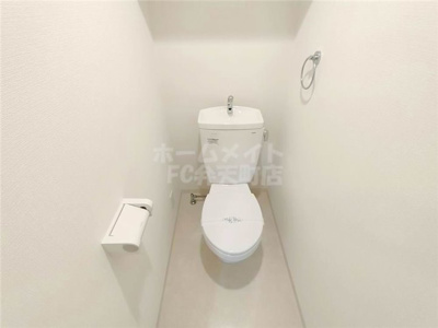 【トイレ】 | プレミアムコート大正フロント | 清潔感のあるトイレです