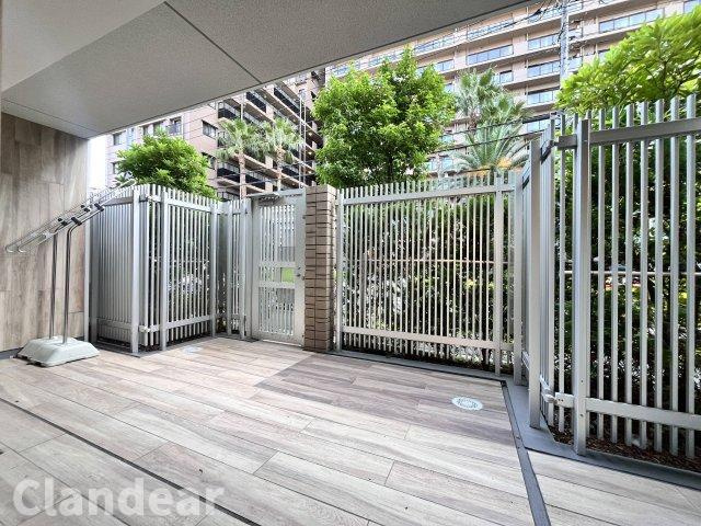 クリオ亀有ガーデンマークスの庭|ドキドキの新生活も、安心してスタート。ぴったりの住まいを見つけませんか？クランディアが一緒に住まい選びをサポートします‼　まずは、お気軽にお問合せください　＃クランディア