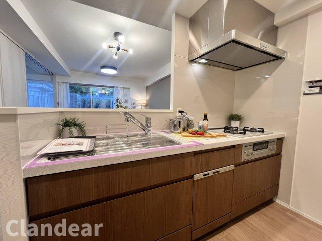 クリオ亀有ガーデンマークスのキッチン|ドキドキの新生活も、安心してスタート。ぴったりの住まいを見つけませんか？クランディアが一緒に住まい選びをサポートします‼　まずは、お気軽にお問合せください　＃クランディア