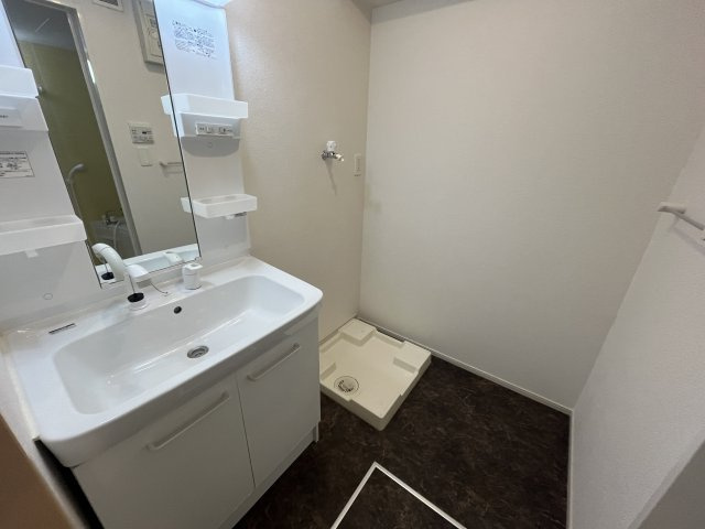 アベニュー酒津の洗面所|※写真と現況に相違がある場合は、現況を優先します。
