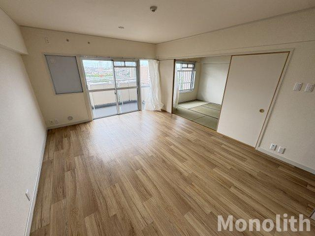 泉北鴨谷台３丁6号棟の内装